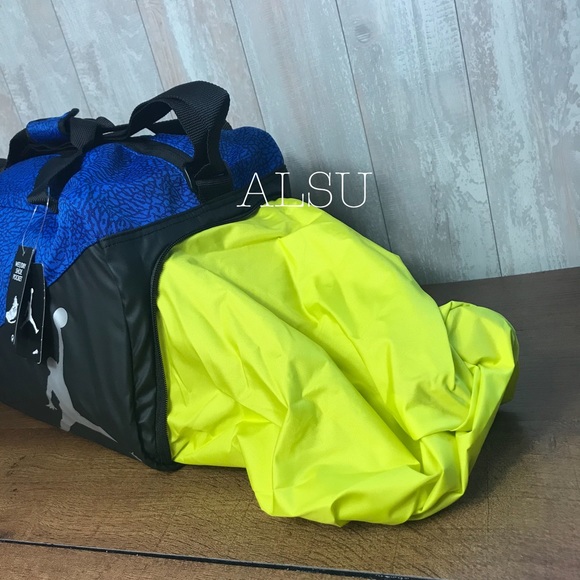 Nike Jordan Elemental Duffle Sport Bag Blue Black - Picture 3 of 6